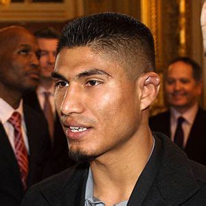 Mikey Garcia (40.
